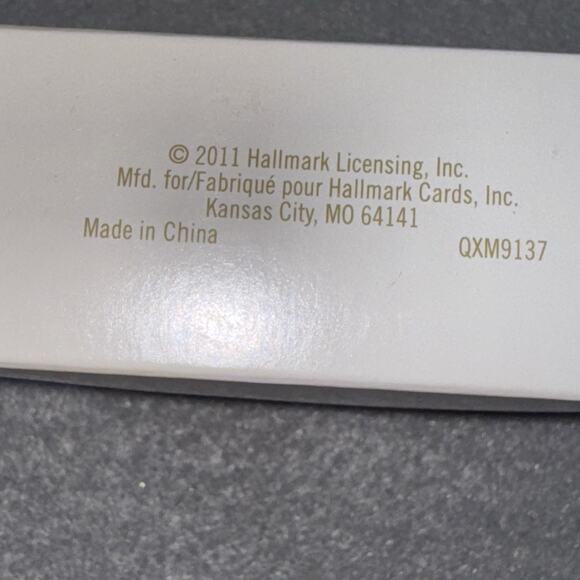 Hallmark Miniature Black-Capped Chickadee 2011 Ornament Beauty of Birds KOC RARE - Picture 5 of 13